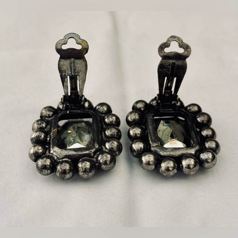 Rhinestone Clip-on Earrings - Picture 3 of 4